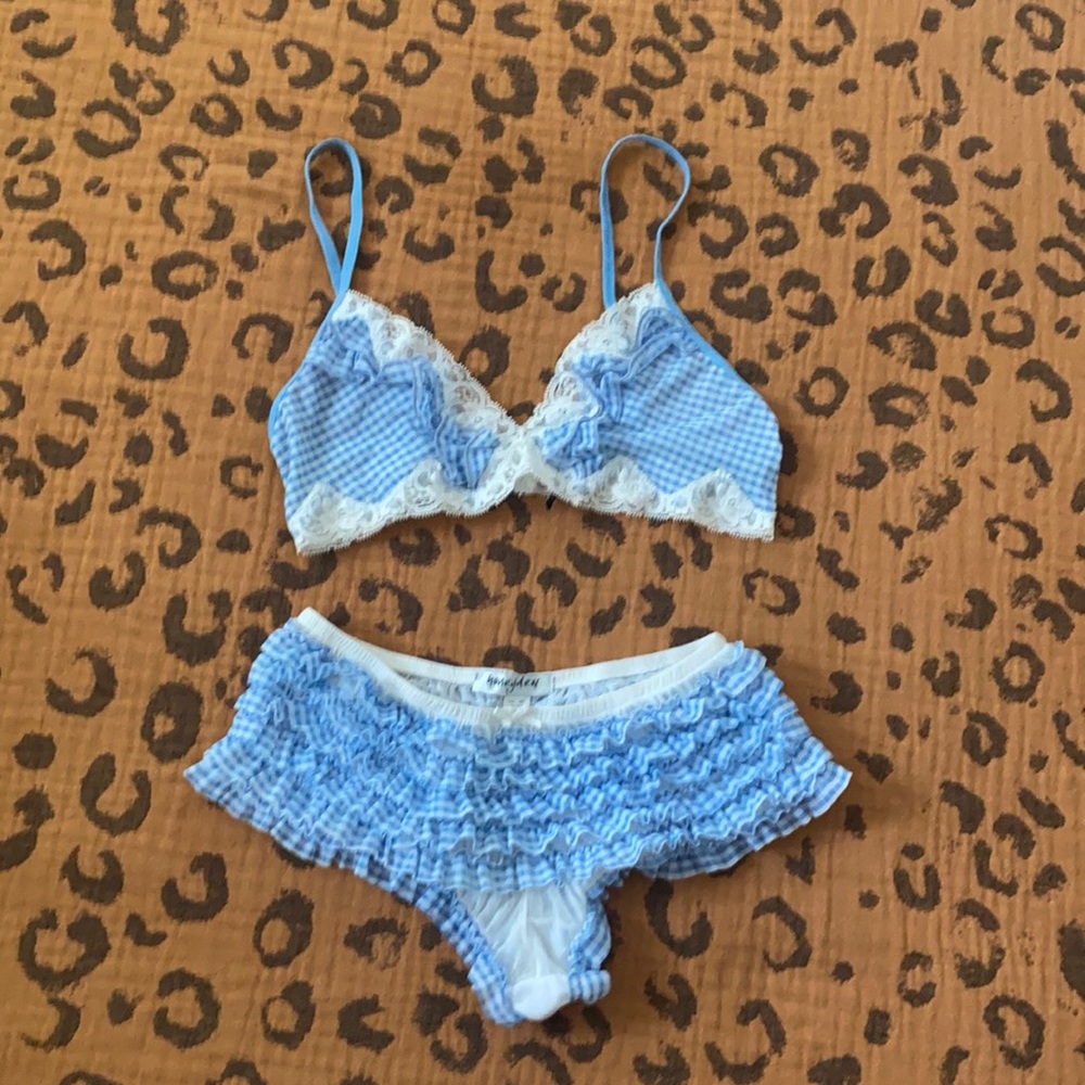 Cute cottage girl never worn lingerie set